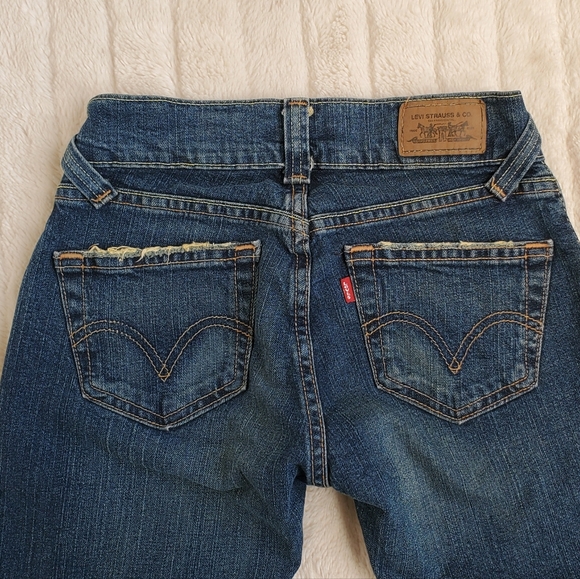 Levi's 504 Slouch Skinny Jeans - Picture 5 of 8